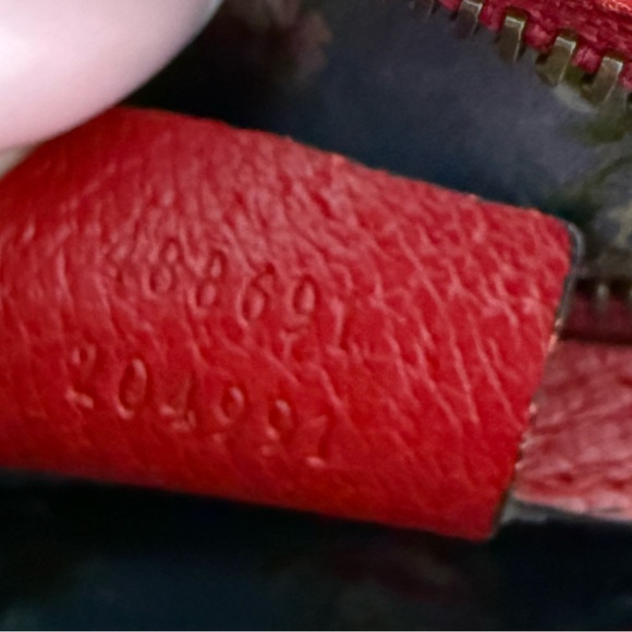 Gucci Bamboo 1947 Top Handle Bag, Large size an iconic 1947 creation - Picture 8 of 8